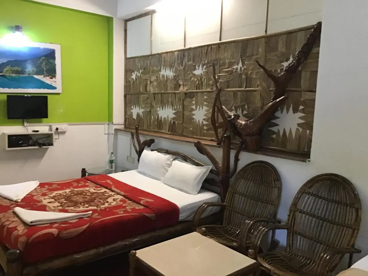 Wild Elephant Eco Friendly Resort Munnar Indien